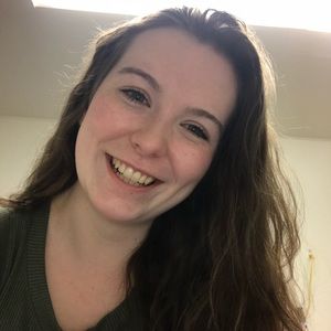 Meet your Posher, Olivia